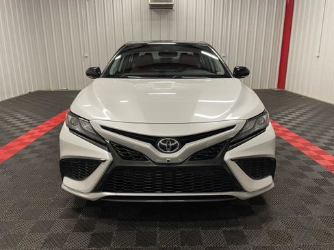 Used 2021 Toyota Camry XSE w/ Navigation Package image 7