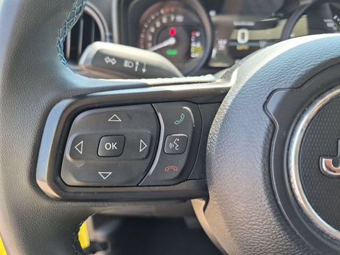 Used 2024 Jeep Wrangler Unlimited Rubicon 4xe AWD/4WD image 18