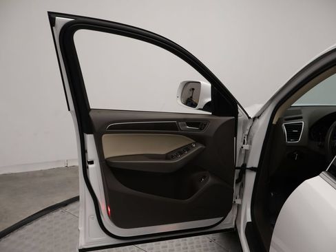 Used 2016 Audi Q5 2.0T Premium AWD/4WD image 14