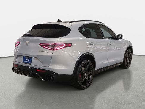New 2025 Alfa Romeo Stelvio Sprint w/ Veloce Package image 5