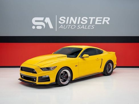 Used 2015 Ford Mustang GT Premium w/ GT Performance Package RWD image 2
