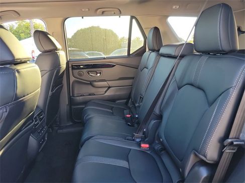New 2025 Honda Pilot Touring image 13