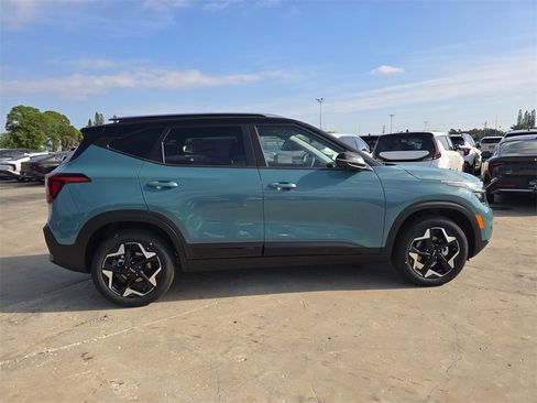 New 2026 Kia Seltos S image 9