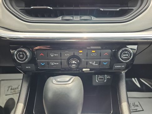 Used 2022 Jeep Compass Limited AWD/4WD image 20