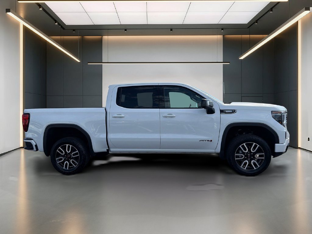 Certified 2025 GMC Sierra 1500 AT4 w/ Technology Package AWD/4WD image 8