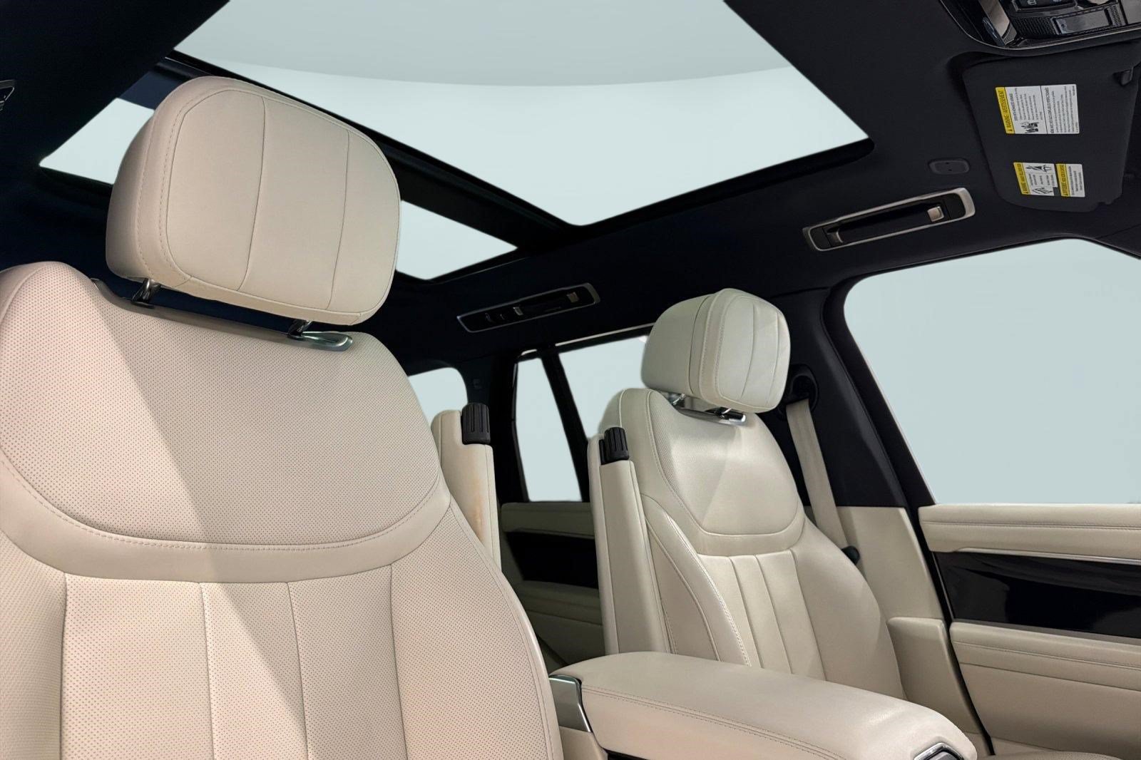 Certified 2023 Land Rover Range Rover SE AWD/4WD image 23