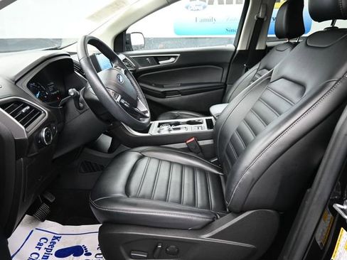 Used 2024 Ford Edge SEL image 12