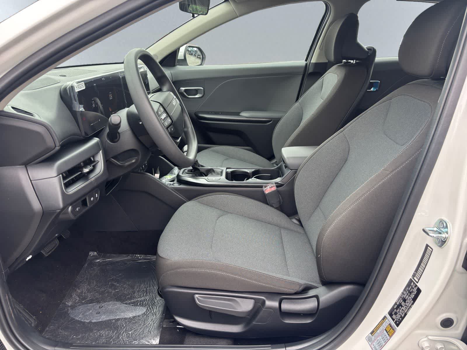New 2026 Kia K4 FWD image 13