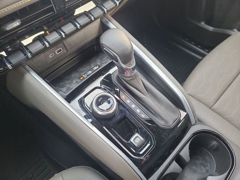 Used 2023 Chevrolet Colorado ZR2 w/ Desert Boss Special Edition image 22