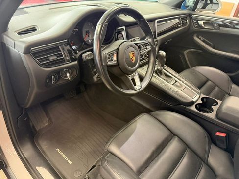 Used 2021 Porsche Macan S AWD/4WD image 50