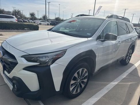 Used 2023 Subaru Outback Limited image 3