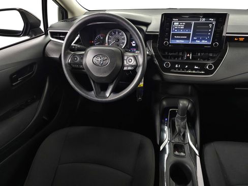 Used 2022 Toyota Corolla LE FWD image 14