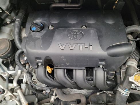 Used 2015 Toyota Yaris L FWD image 30