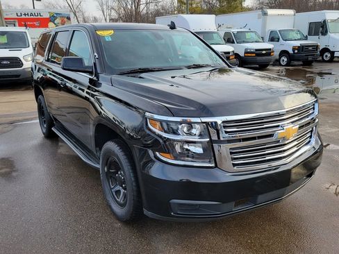 Used 2020 Chevrolet Tahoe 4WD w/ Remote Keyless Entry Package image 13