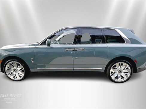 New 2026 Rolls-Royce Cullinan image 14