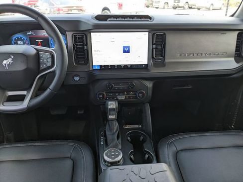 Used 2026 Ford Bronco Badlands AWD/4WD image 15