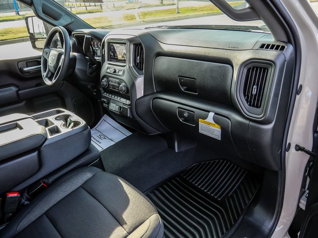 New 2026 Chevrolet Silverado 2500 Custom w/ Custom Value Package AWD/4WD image 16