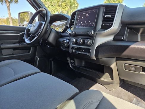 Used 2024 RAM 2500 Big Horn w/ Bed Utility Group image 24