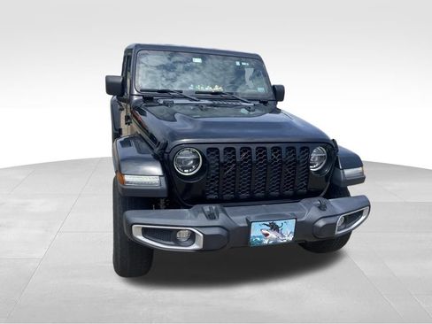 Used 2022 Jeep Gladiator Sport AWD/4WD image 4