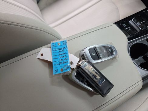 Used 2023 Hyundai Sonata SEL FWD image 13