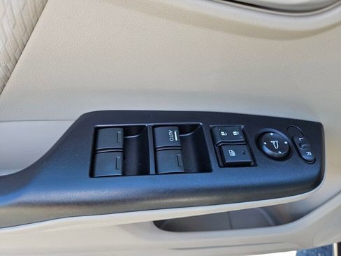 Used 2014 Honda Civic LX image 18