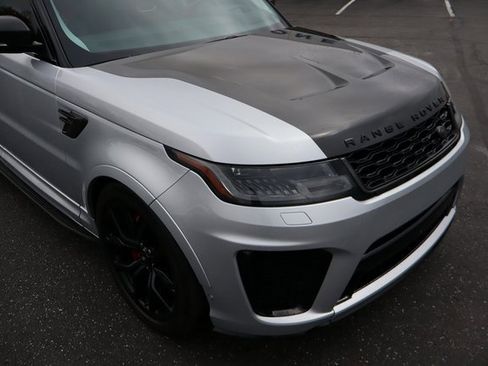 Used 2019 Land Rover Range Rover Sport SVR image 18