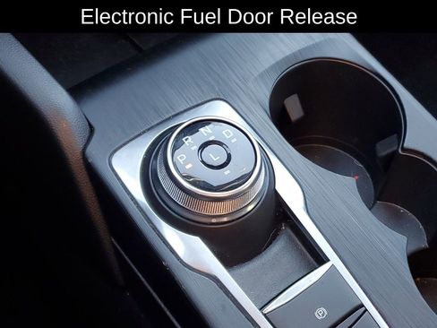 Used 2024 Ford Escape ST-Line w/ Equipment Group 301A image 27