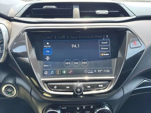 Used 2021 Chevrolet TrailBlazer RS w/ Sun and Liftgate Package AWD/4WD image 13