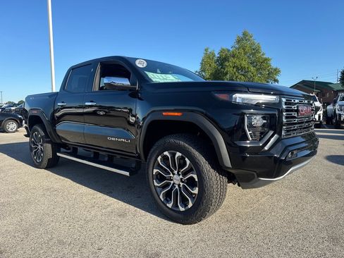 New 2026 GMC Canyon Denali AWD/4WD image 8
