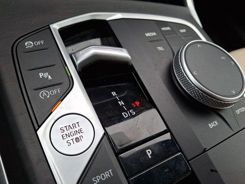 Certified 2023 BMW 330i xDrive Sedan w/ Convenience Package image 12