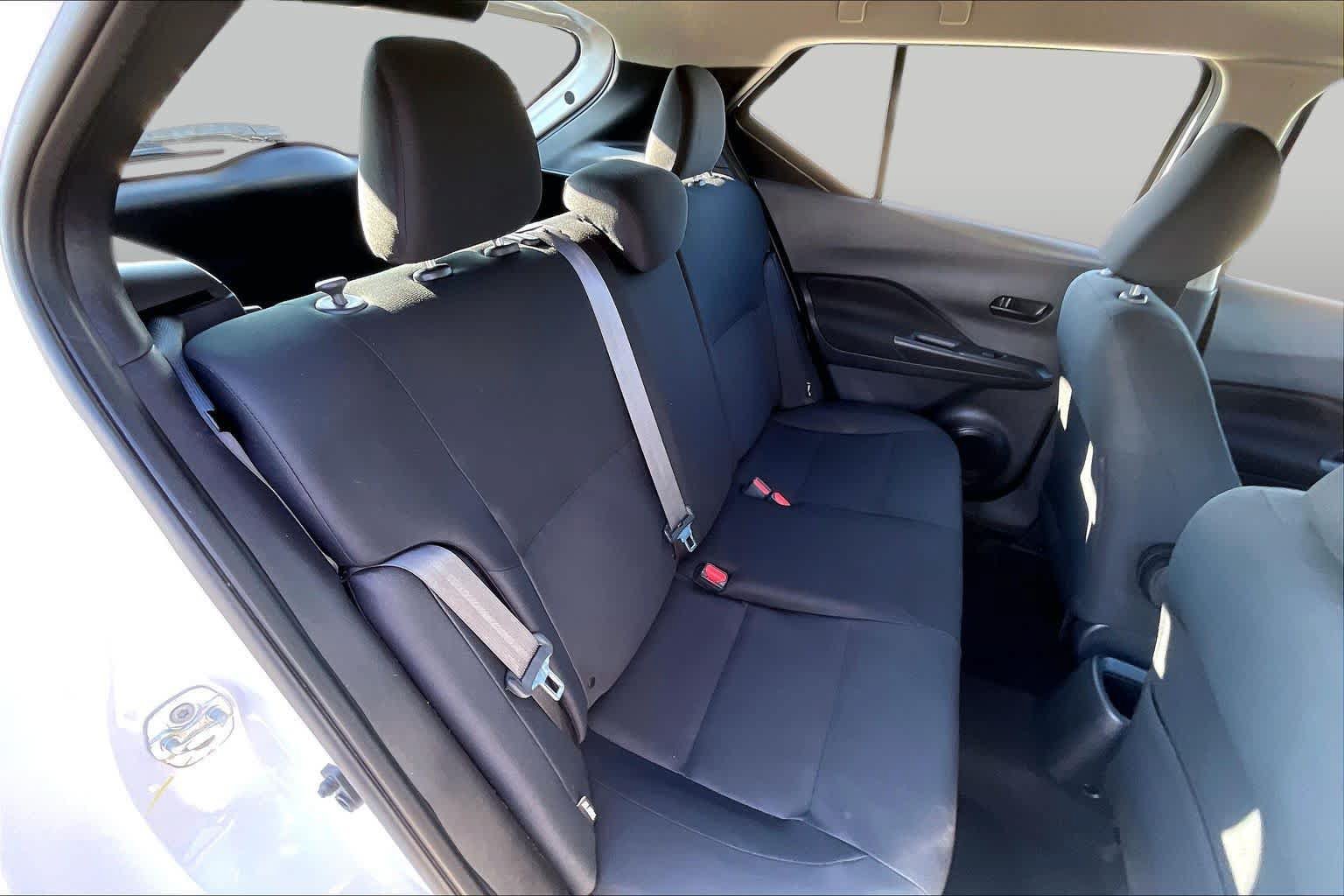 Used 2023 Nissan Kicks S FWD image 18