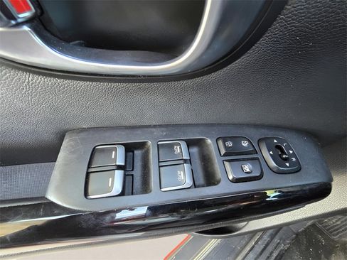 Used 2018 Kia Soul ! image 62