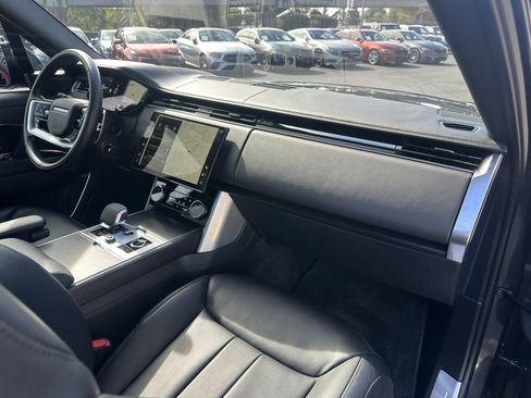 Used 2023 Land Rover Range Rover Long Wheelbase Autobiography AWD/4WD image 21