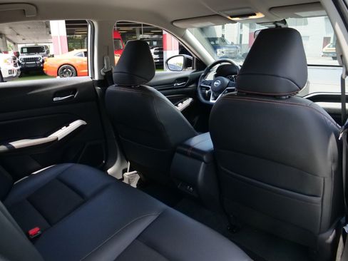 Used 2020 Nissan Altima 2.5 SR FWD image 27