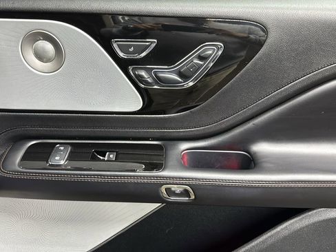 Used 2021 Lincoln Aviator Reserve w/ Equipment Group 202A image 23