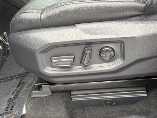 Used 2023 Toyota Tundra Limited w/ TRD Off-Road Package AWD/4WD image 20