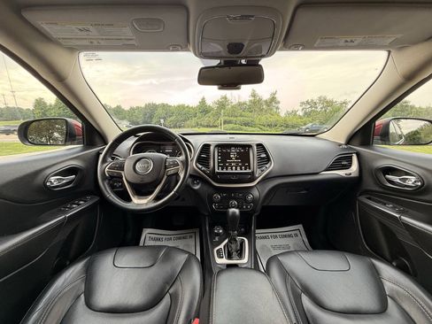 Used 2016 Jeep Cherokee Limited AWD/4WD image 25