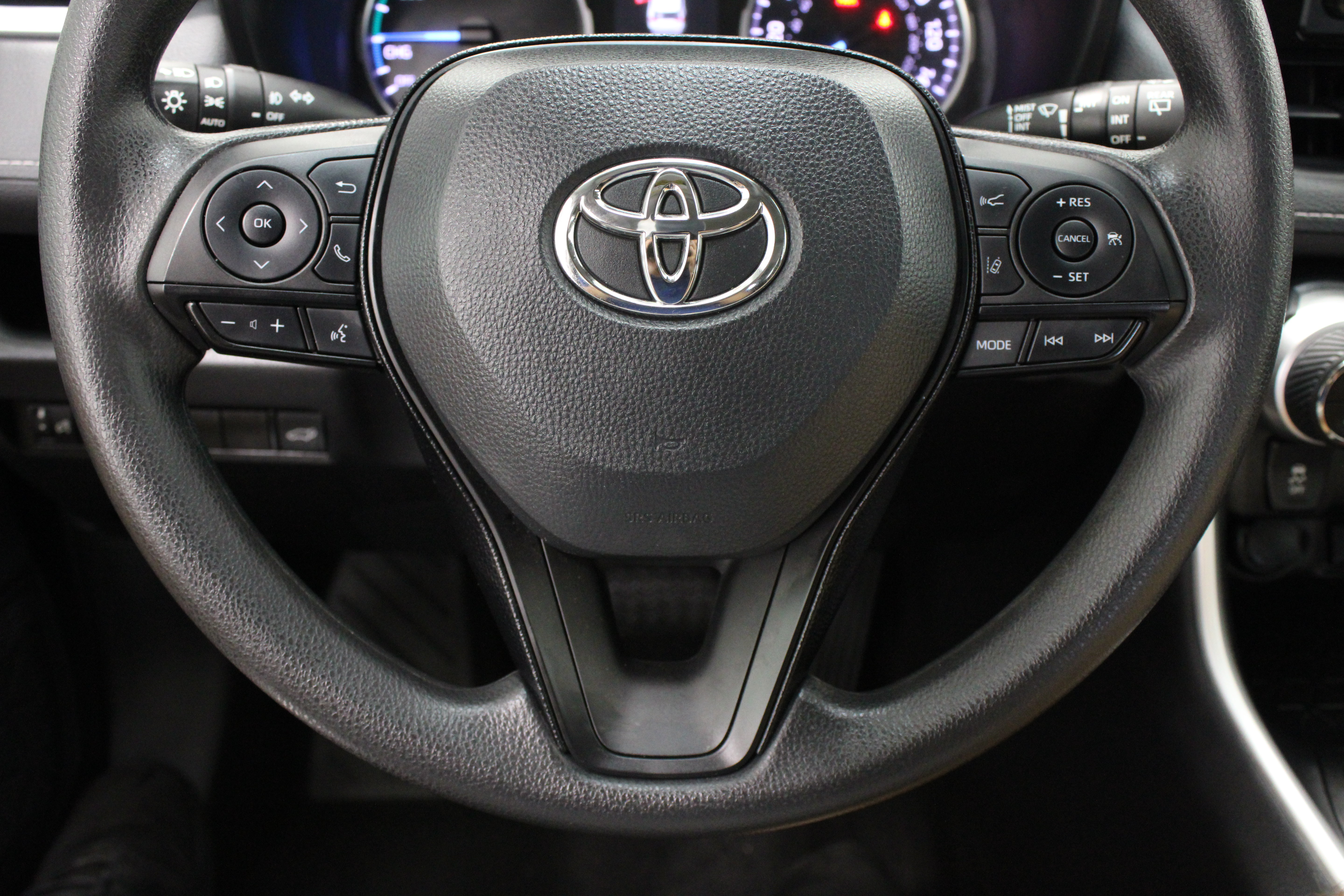 Certified 2021 Toyota RAV4 XLE w/ Convenience Package AWD/4WD image 24