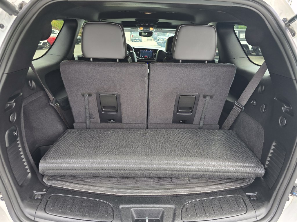 Used 2023 Dodge Durango R/T AWD/4WD image 12