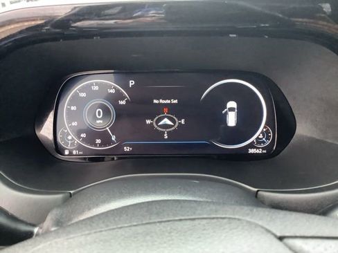 Used 2022 Hyundai Palisade Calligraphy w/ Winter Package image 30