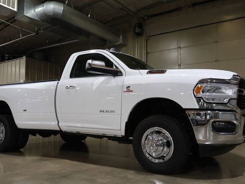 Used 2019 RAM 3500 Big Horn image 53