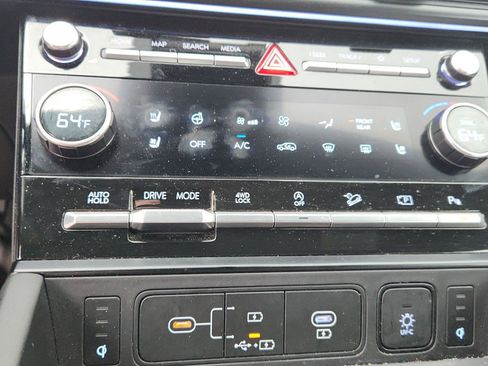 Used 2024 Hyundai Santa Fe Calligraphy AWD/4WD image 19