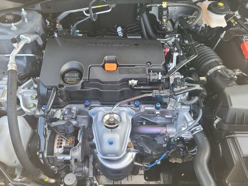 New 2026 Honda HR-V Sport image 7