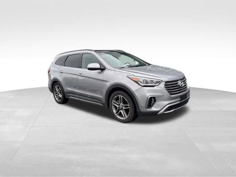 Used 2017 Hyundai Santa Fe Limited w/ Cargo Package image 1