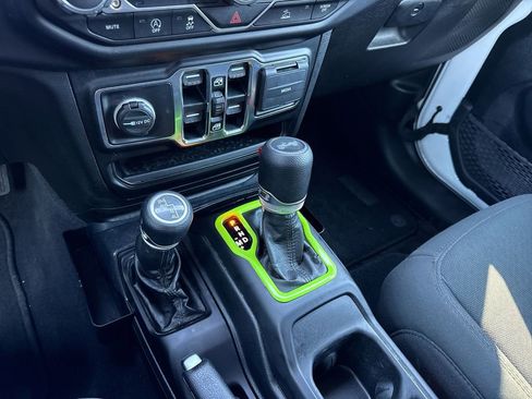 Used 2022 Jeep Wrangler Unlimited Sport S image 19