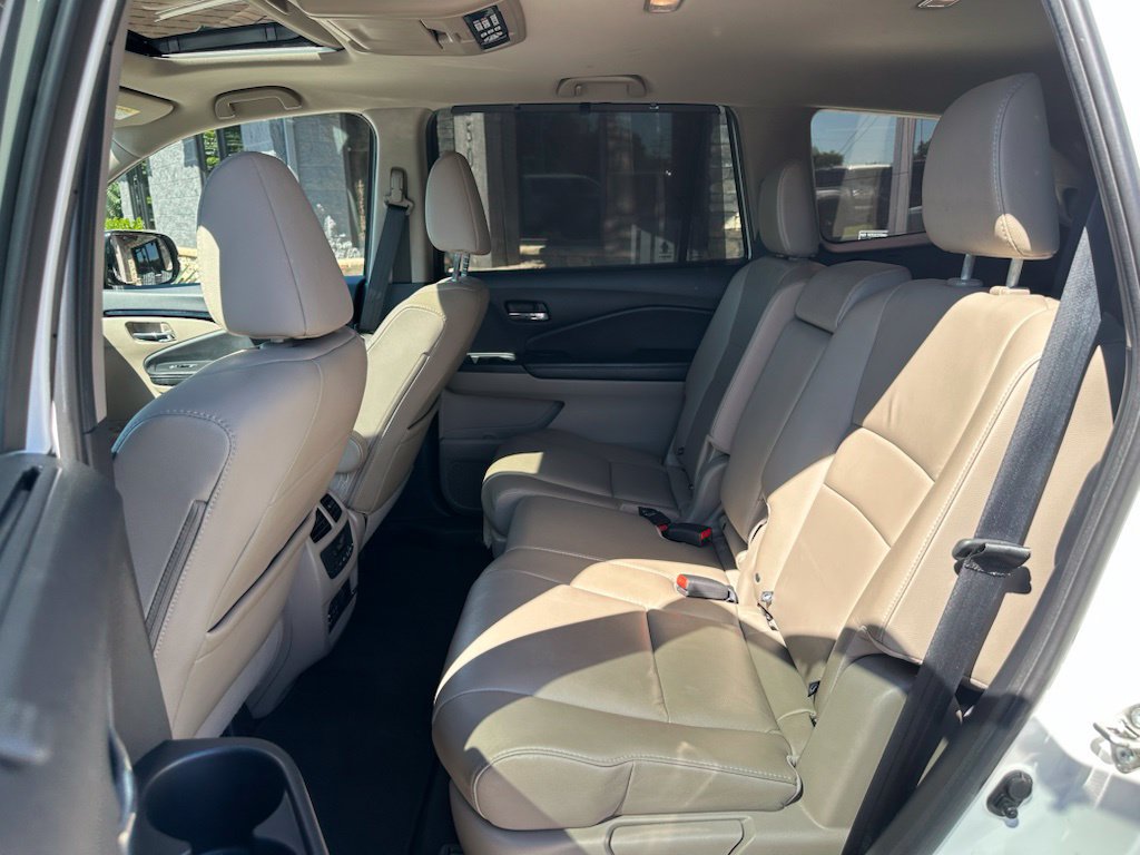 Used 2018 Honda Pilot Touring image 44
