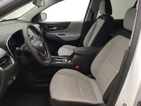 Used 2022 Chevrolet Equinox LS w/ LS Convenience Package FWD image 17