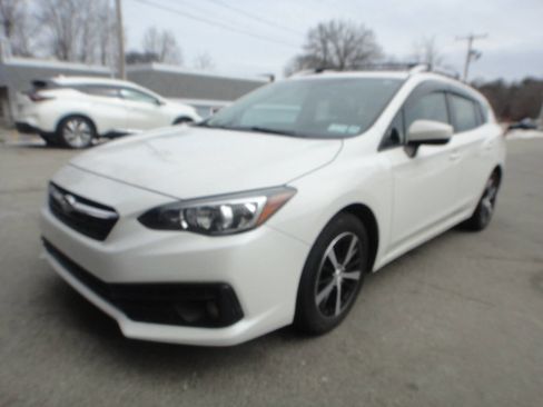 Used 2021 Subaru Impreza 2.0i Premium AWD/4WD image 1