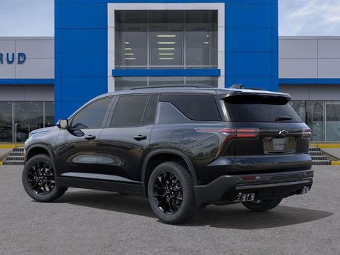 New 2026 Chevrolet Traverse LT w/ Midnight/Sport Edition AWD/4WD image 3