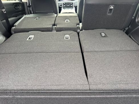 New 2026 Nissan Armada SV image 15